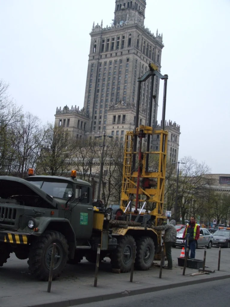 Dokumentacja geologiczno–inżynierska – Projekt parkingu podziemnego pod ulicą Emilii Plater, zdjęcie 6 z 6
